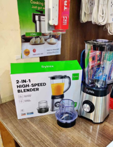 Syinix 2in1blender with safety lock switch.